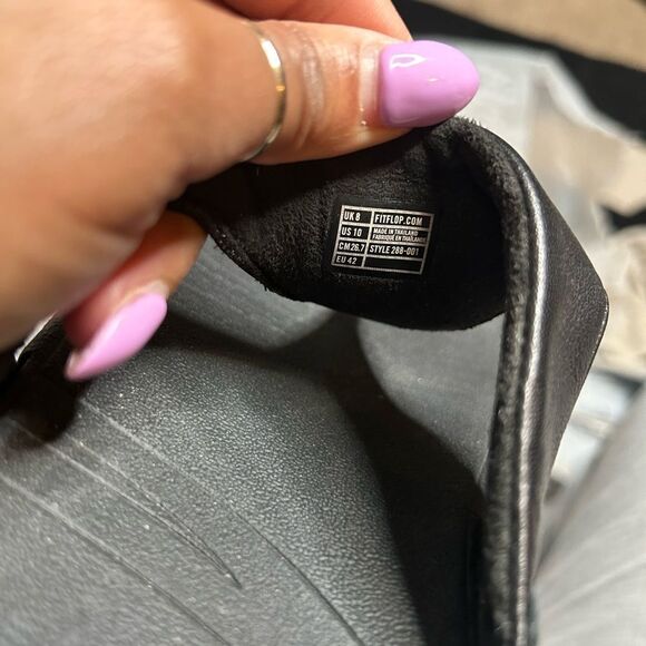 FITFLOP LULU Leather Toe-Post Sandals - Picture 6 of 7